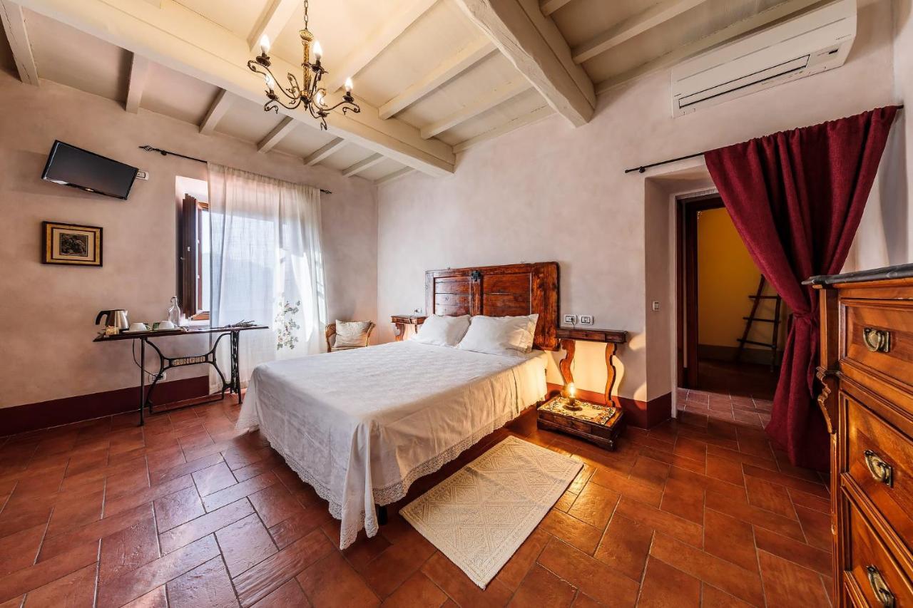 Agriturismo La Fontaccia 루피나 외부 사진